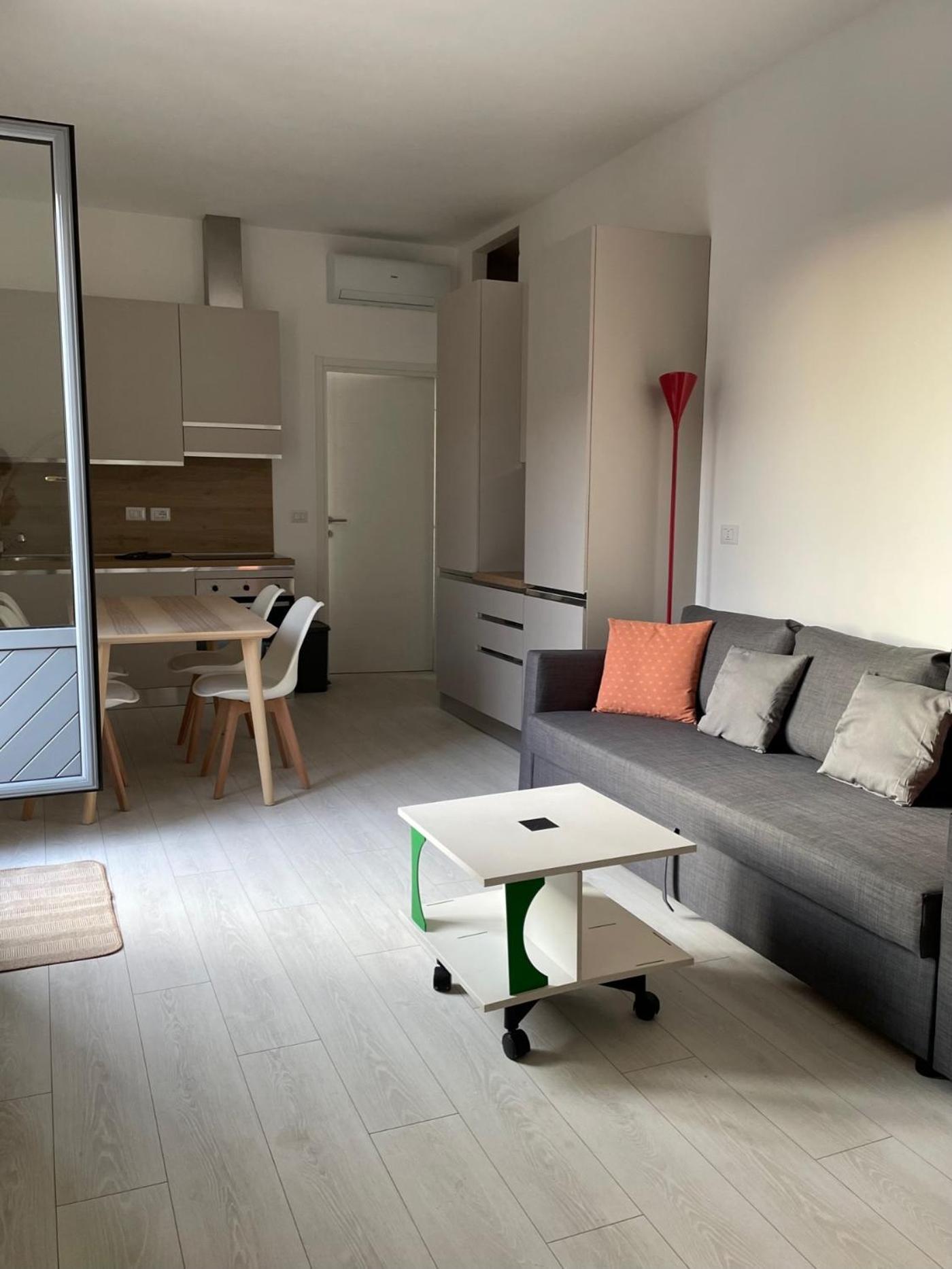 Milano Studio B Esterno foto